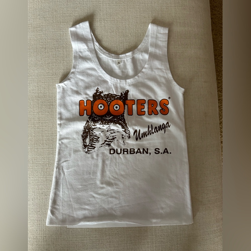 Hooters Durban, SA Uniform tank